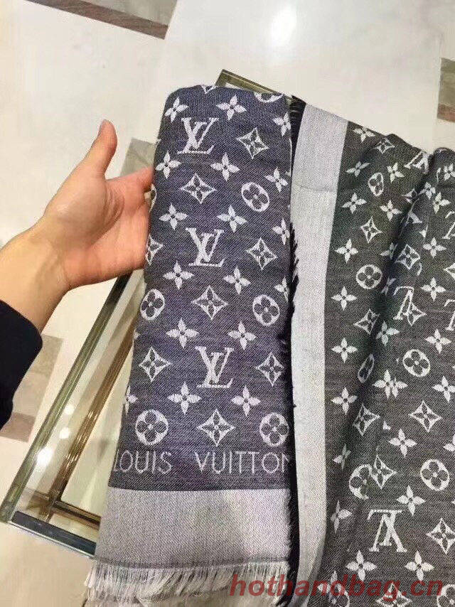 Louis Vuitton Scarf LVS00181